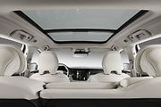 Volvo V60.