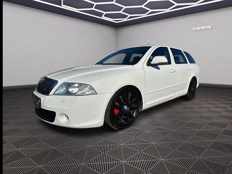 Škoda Octavia (2009) RS 2,0 TSI 147KW - fotka 3 z 39