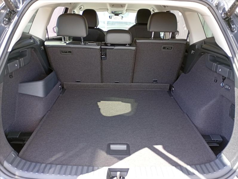 Volkswagen Tayron (2026) 2,0 TDI 110kW 7DSG  People - fotka 11 z 22