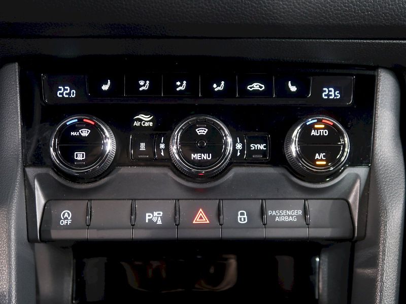 Škoda Kodiaq (2020) RS 2.0TDI 176KW 4x4 DSG TAŽNÉ - fotka 39 z 51