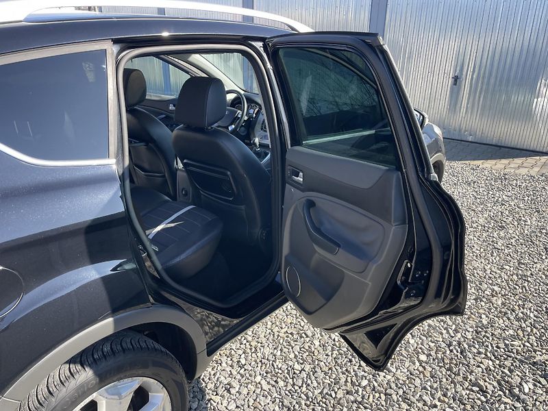 Ford Kuga 2.0TDC-i 4x4 135PS TITANIUM!!! - fotka 142 z 189