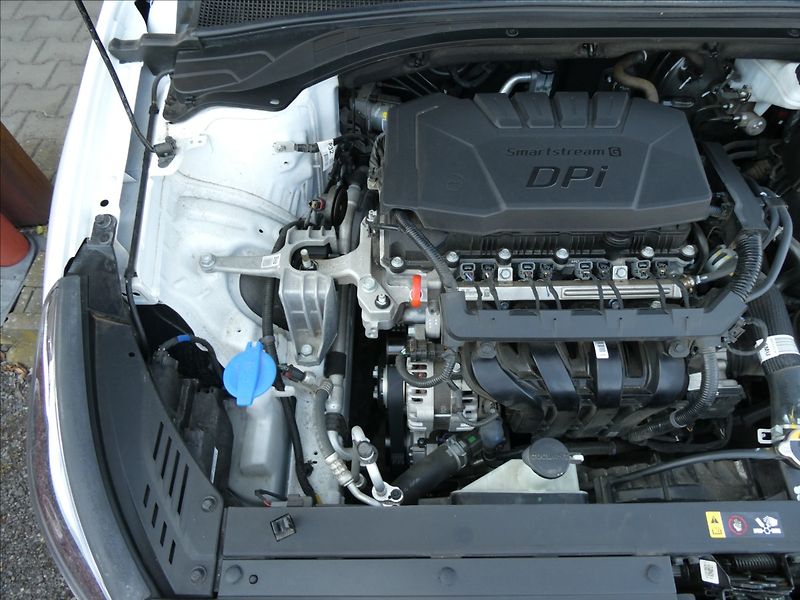 Hyundai i30 1,5 DPI 71kW Family,ČR,záruka - fotka 39 z 46