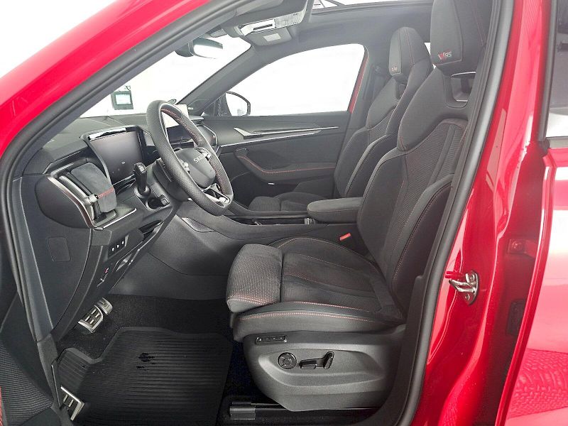 Škoda Kodiaq (2025) RS 2.0TSi 195kW  WEBASTO TAŽNÉ - fotka 6 z 29