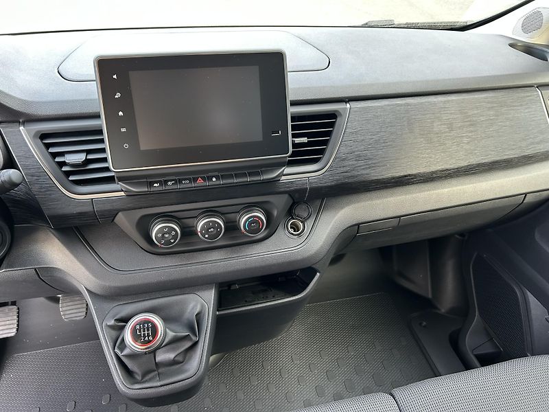 Renault Trafic (2026) VAN L1H1 150k RED - fotka 22 z 24