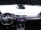 Škoda Superb 1,8 TSI DSG CZ Sportline pano - náhled 23