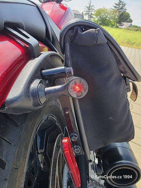 Indian (2018) Scout Bobber - fotka 19 z 20