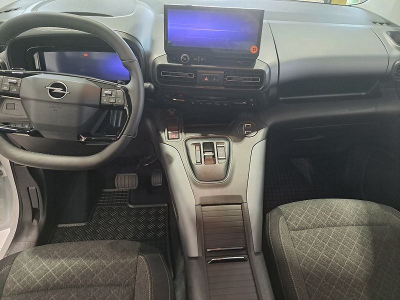 Opel Combo (2026) L2 El.Plus 1.5CDTi 130k AT8-7s - fotka 9 z 26