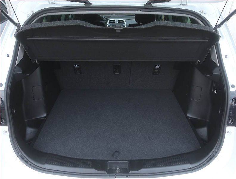 Suzuki SX4 S-Cross (2019) GL 1.0 BoosterJet, Serv.kniha - fotka 14 z 15