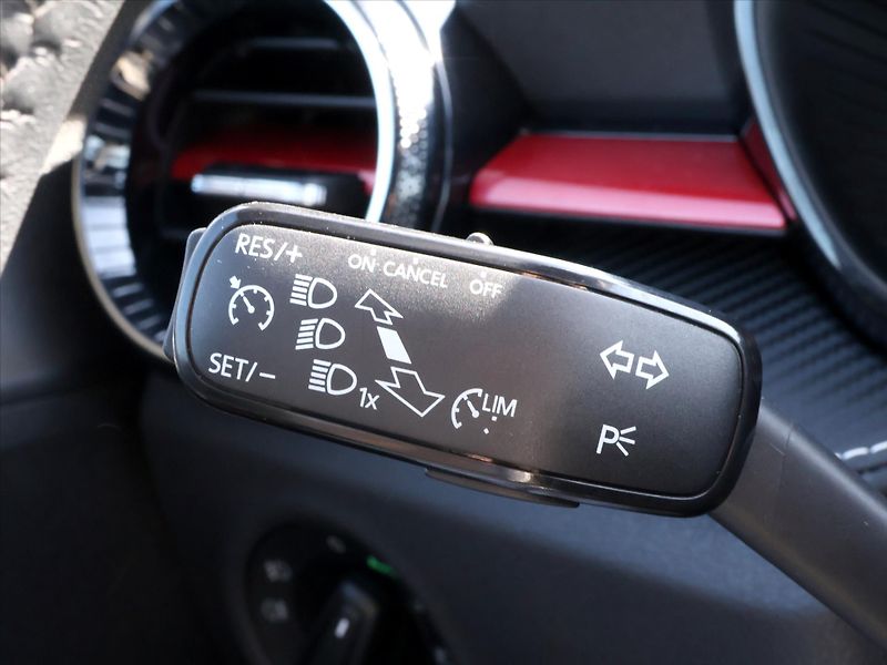 Škoda Fabia 1,0 TSI 85kW CZ Monte Carlo - fotka 18 z 31