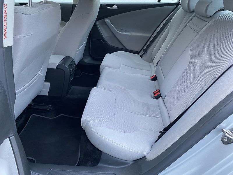 Volkswagen Passat (2008) 1.4 TSi, Comfortline, výhřev - fotka 10 z 18
