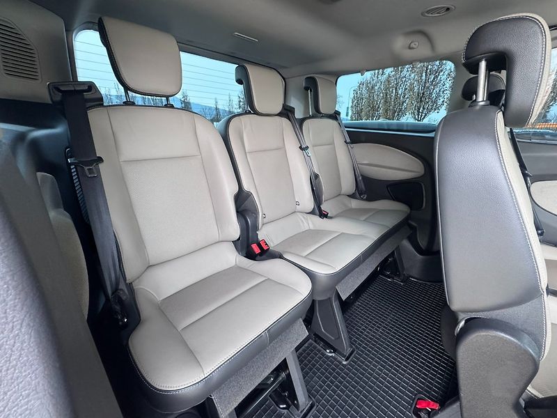 Ford Tourneo Custom (2013) 2,2D 114KW 8X  2X ŠOUP. SERVIS - fotka 40 z 50