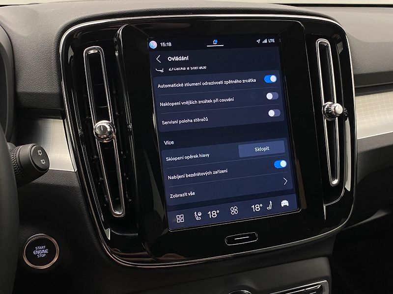 Volvo XC40 B3 PLUS BLACK EDITION AUT CZ - fotka 47 z 56