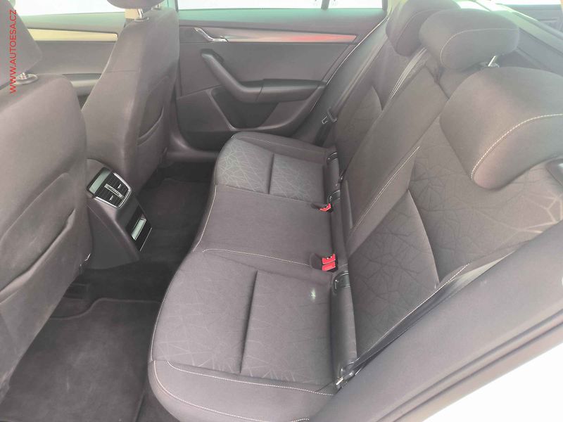 Škoda Octavia (2019) 2.0TDI, DSG, navi, LED - fotka 10 z 25