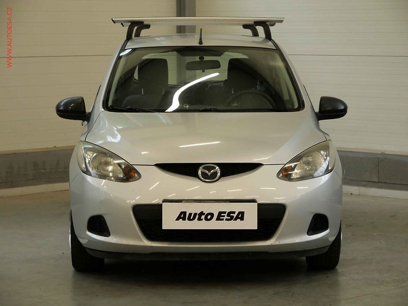 Mazda 2 (2008) 1.3 i, ČR, AC - fotka 2 z 17