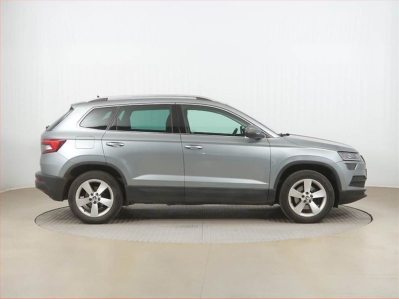 Škoda Karoq (2018) 2.0 TDI - fotka 6 z 19