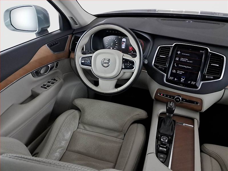 Volvo XC90 (2018) D5 AWD Polestar - fotka 7 z 26