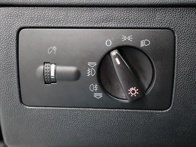 Škoda Fabia 1,9 TDI 96kW RS 2.Majitel - fotka 18 z 28