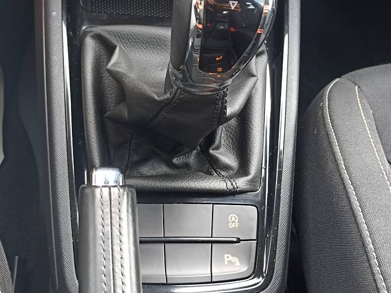 Škoda Kamiq (2023) 1.0 TSI 81kW DSG LED - fotka 17 z 31