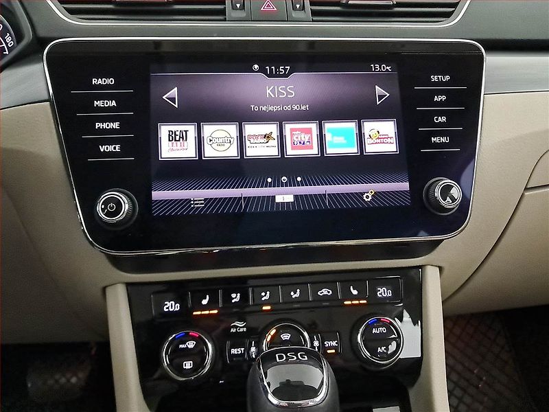 Škoda Superb (2018) 2.0 TDI, Automat, Bi-Xenony - fotka 12 z 22