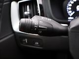 Volvo XC60 2,0 140KW D4 Momentum AWD Auto - náhled 13
