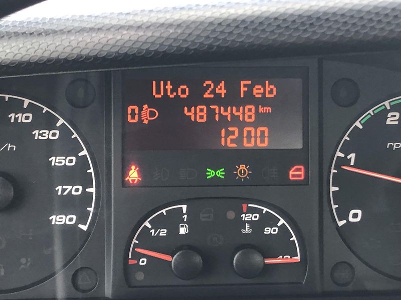 Iveco Daily (2014) 70C17 novy nosič do 3.5t B - fotka 12 z 14