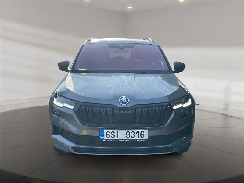 Škoda Karoq 1,5 TSI Sportline DSG - fotka 2 z 11