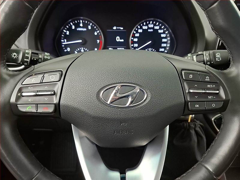 Hyundai i30 (2017) 1.4 T-GDI, Serv.kniha, Navi - fotka 18 z 19