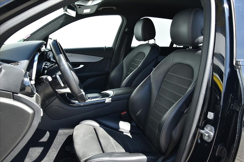 Mercedes-Benz GLC 300de 4MATIC AMG SERVIS.KNIHA - fotka 10 z 31
