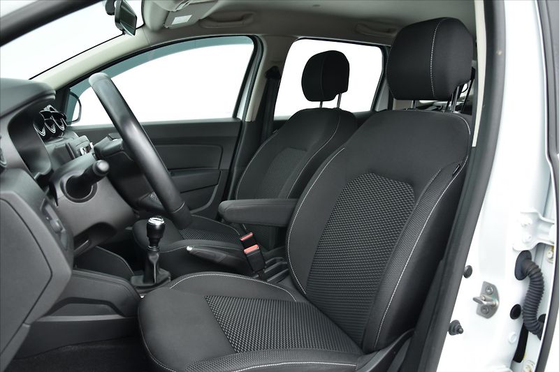 Dacia Duster 1.0TCe 74kW SERVIS. KN. DPH ČR - fotka 10 z 22
