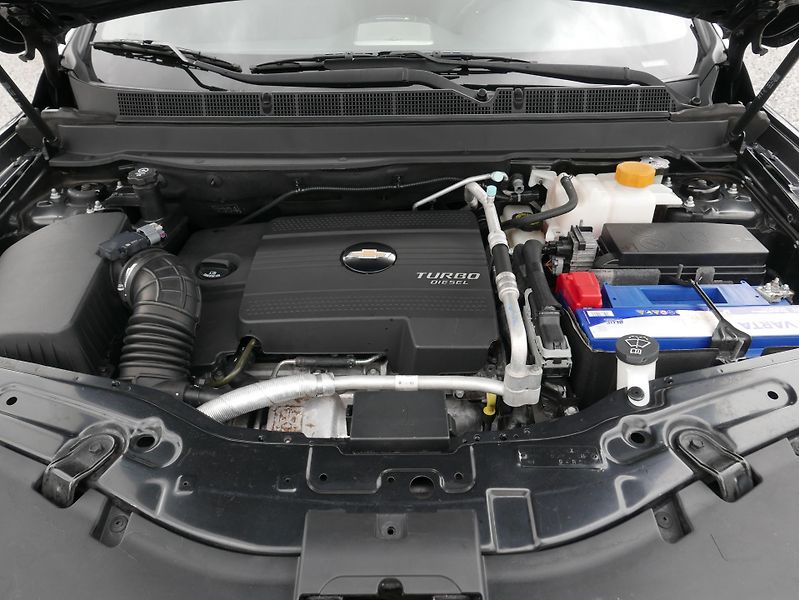 Chevrolet Captiva 2,2 Td 120kW Navi REZERVACE - fotka 6 z 35