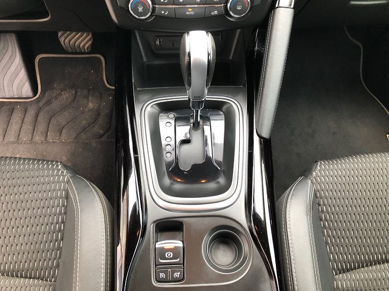 Renault Kadjar (2019) 1.2 TCE Limited Automat - fotka 11 z 21