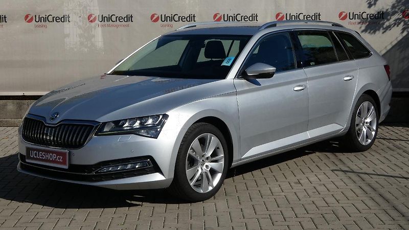 Škoda Superb Combi 2,0 TDI DSG Style - fotografie inzerátu