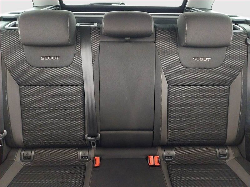 Škoda Octavia (2018) Scout 2.0 TDI, 4X4, Automat - fotka 10 z 23
