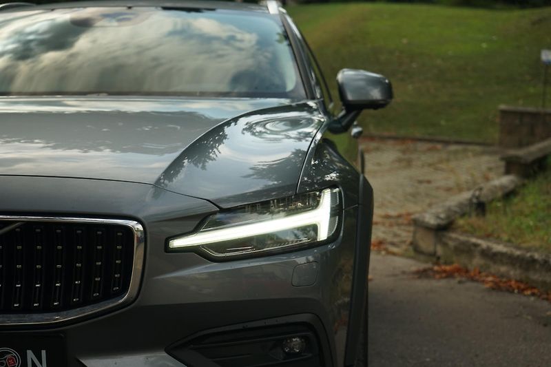 Volvo V60 CC B4 diesel Kůže 360 H/K NezT - fotka 10 z 35