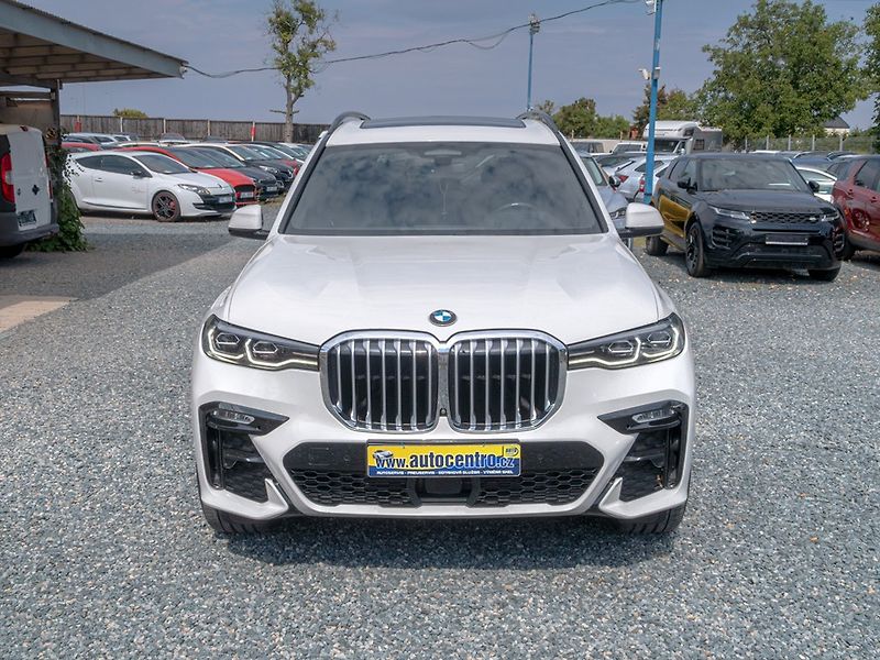 BMW X7 (2019) ČR 3.0i 250KW 7sed – INDIVIDUÁ - fotka 2 z 49