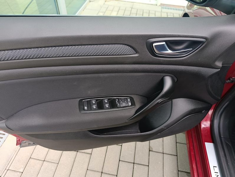 Renault Mégane (2020) 1.4 84KW ČR 1.MAJITEL - fotka 12 z 14