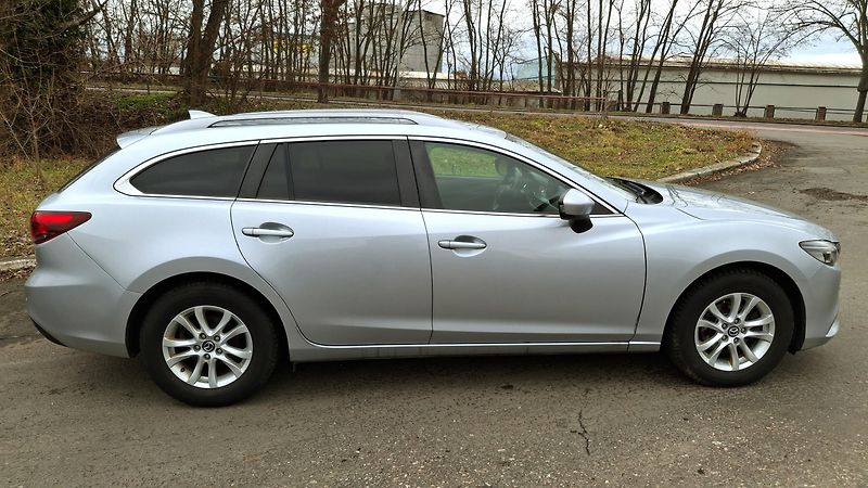 Mazda 6 2.0 121 KW Facelit 1. majitel - fotka 2 z 46