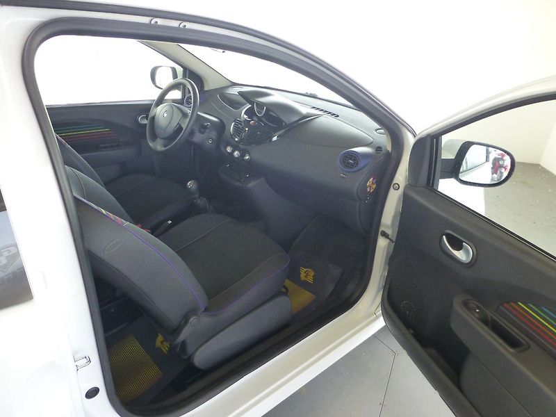 Renault Twingo (2013) 1,2i**KLIMATIZACE**TAŽNÉ - fotka 13 z 26