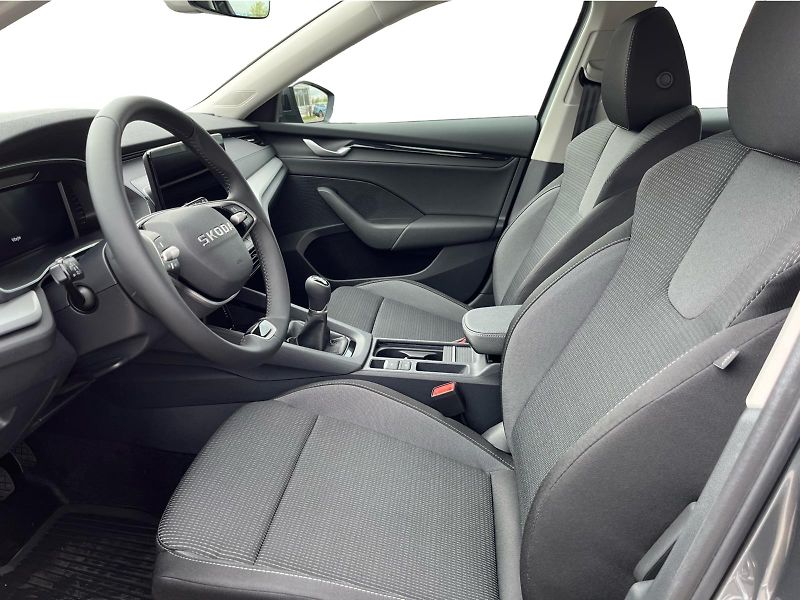 Škoda Octavia 1.5TSI SELECTION - fotka 11 z 23