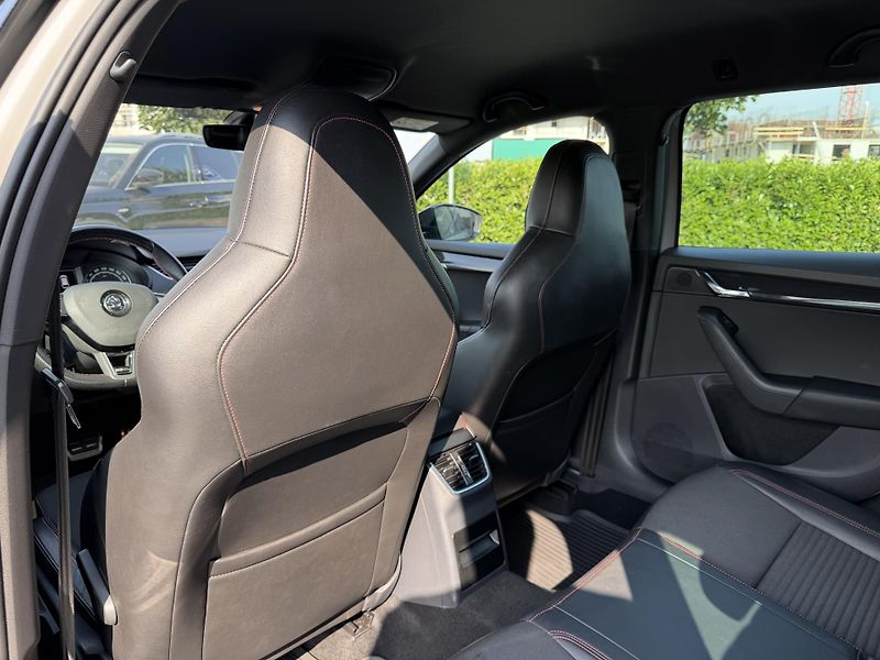 Škoda Octavia 2.0 TDi 135 kW/Challenge - fotka 15 z 23