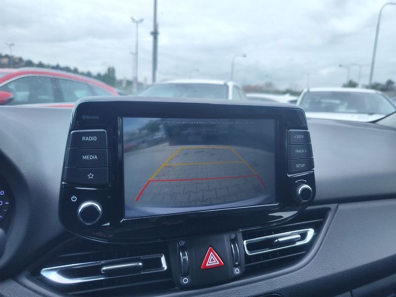 Hyundai i30 1.5 T-GDI/117kW Smart MHEV - fotka 18 z 29