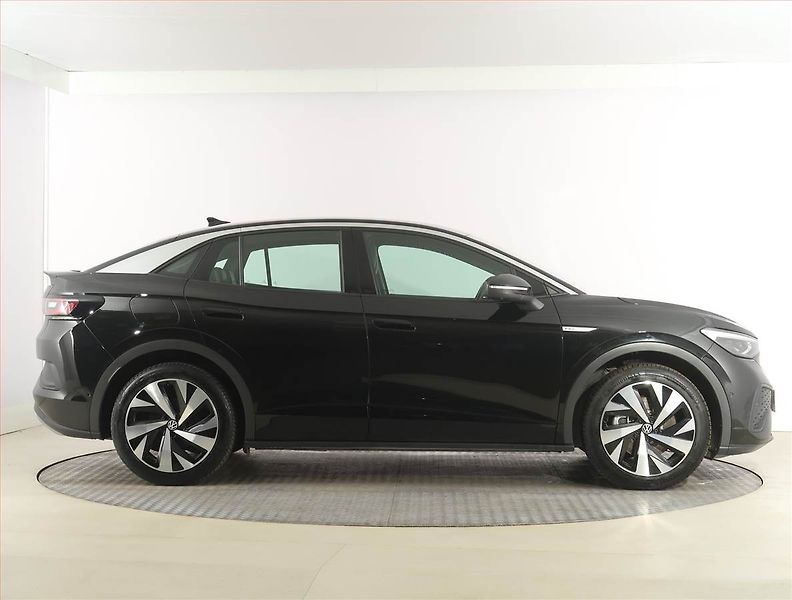 Volkswagen ID.5 (2022) Pro Perf. (82 kWh), SoH 93% - fotka 6 z 30