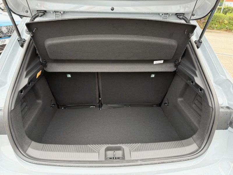 Renault Clio (2026) techno TCe 115 EDC MY00 - fotka 18 z 23