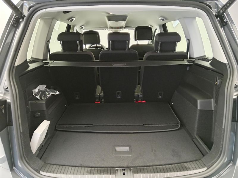 Volkswagen Touran (2026) 2,0 110 kW EVO 7DSG  People - fotka 13 z 20