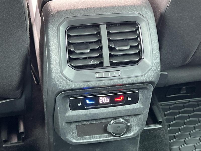 Volkswagen Tiguan 1,5 TSi 110kW 7DSG ELEGANCE - fotka 21 z 25