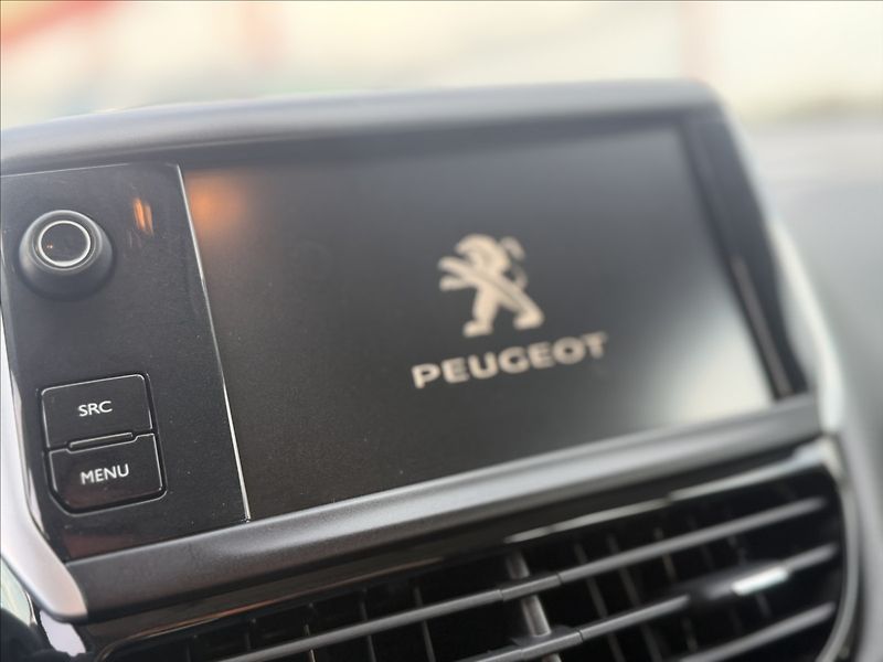Peugeot 2008 1,2 i DIGIKLIMA, NOVÉ V ČR - fotka 14 z 24