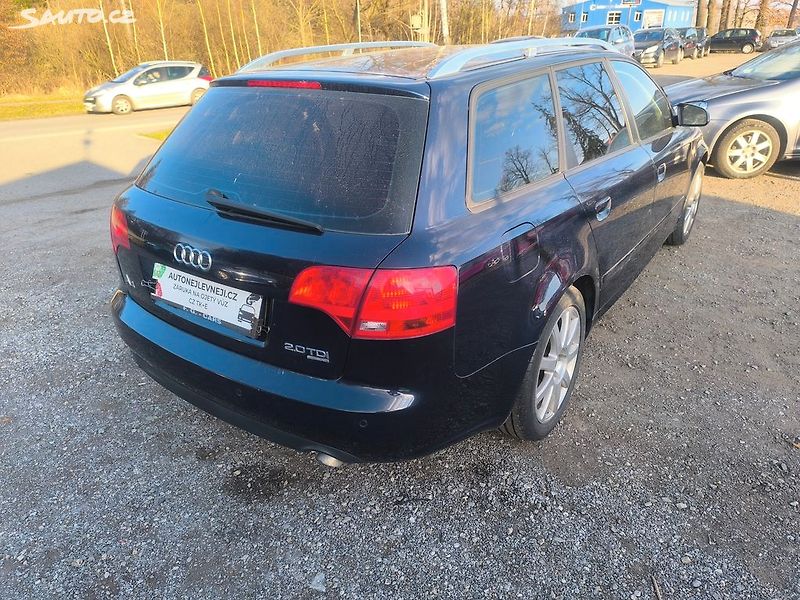 Audi A4 TDI 4X4,135TKM,KRÁSNÁ,SERVISKA - fotka 3 z 25