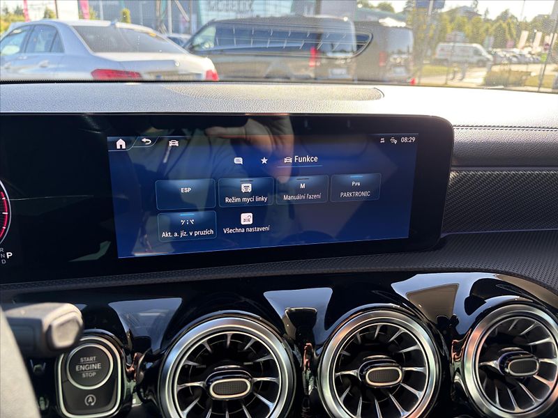 Mercedes-Benz Třídy A A 200 - fotka 12 z 30