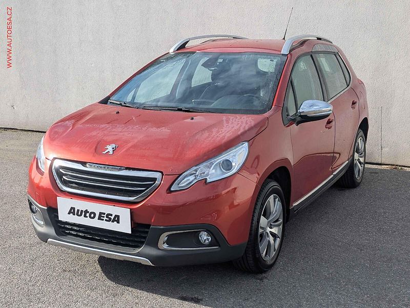 Peugeot 2008 (2016) 1.2PT, AC, temp, park.asist - fotka 3 z 17