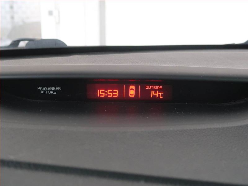 Kia Ceed (2012) 1.6 CRDi, Tempomat - fotka 12 z 14